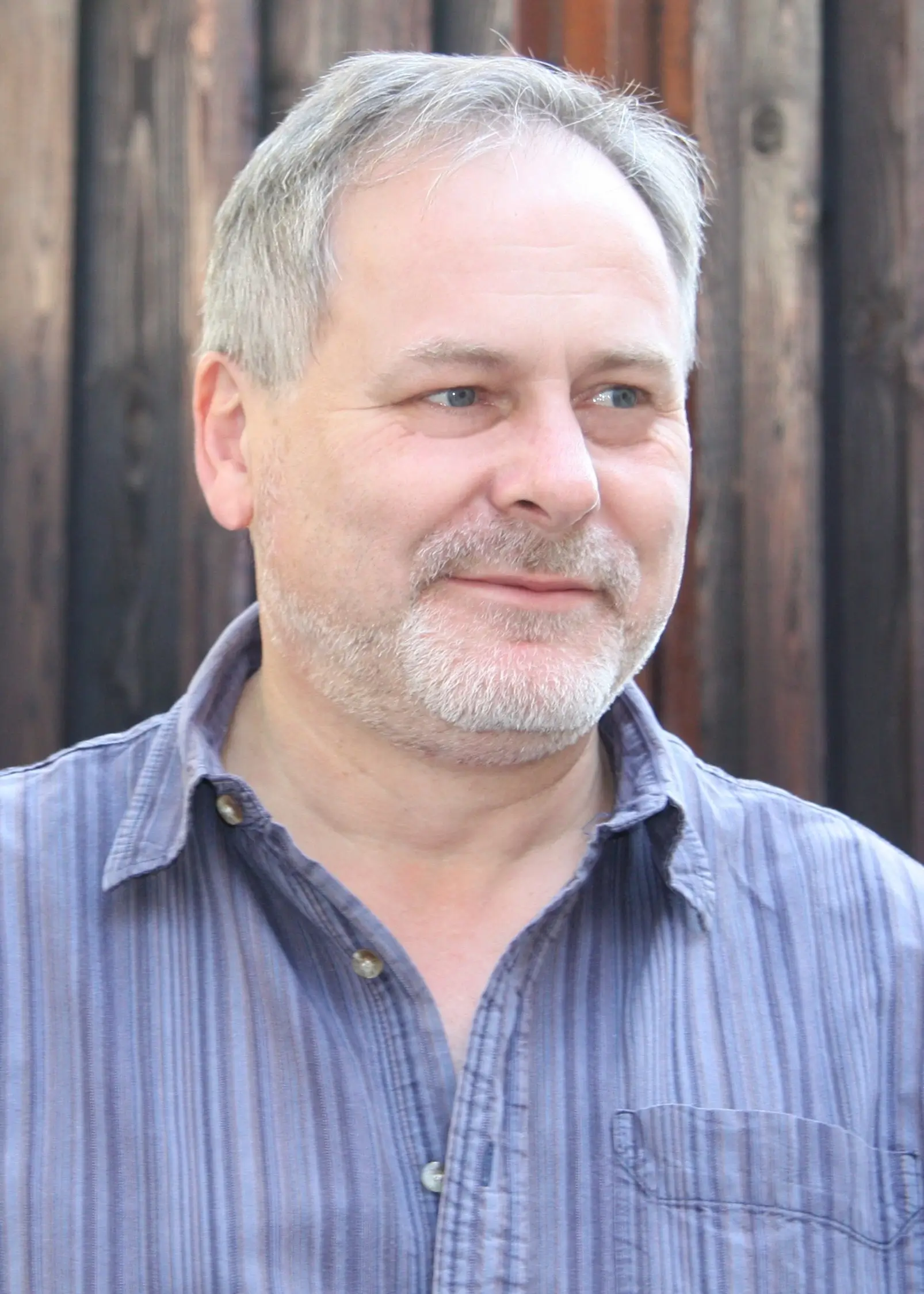 Peter R Monnery